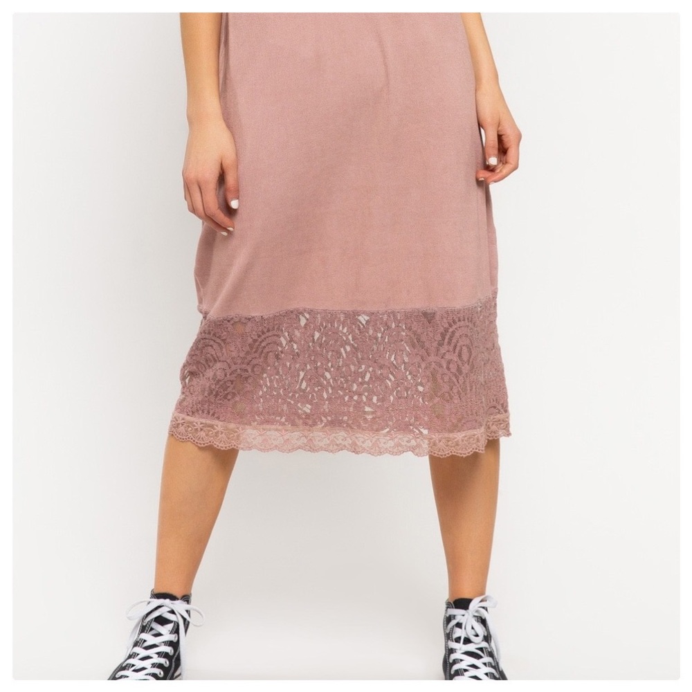 POL Jersey Lace Panel Midi Dress - Picture 9 of 15